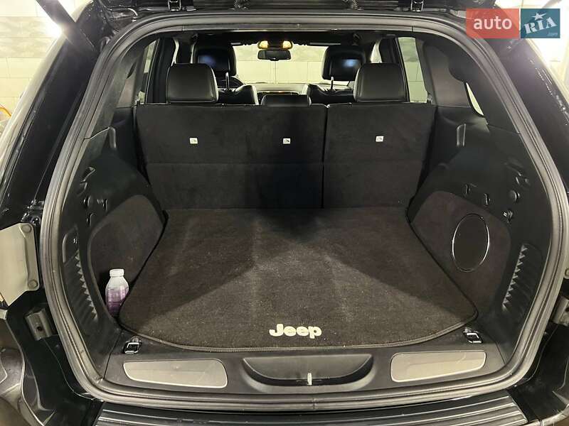 Позашляховик / Кросовер Jeep Grand Cherokee 2015 в Львові