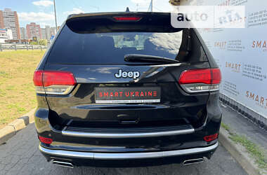 Позашляховик / Кросовер Jeep Grand Cherokee 2016 в Києві