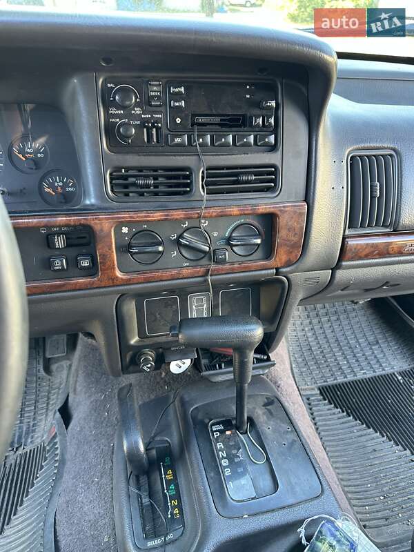 Позашляховик / Кросовер Jeep Grand Cherokee 1997 в Харкові