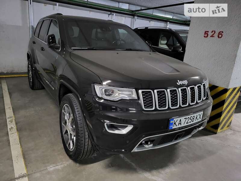 Внедорожник / Кроссовер Jeep Grand Cherokee 2021 в Киеве