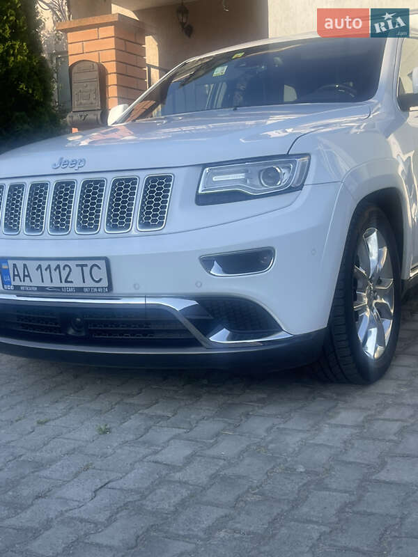 Внедорожник / Кроссовер Jeep Grand Cherokee 2014 в Киеве