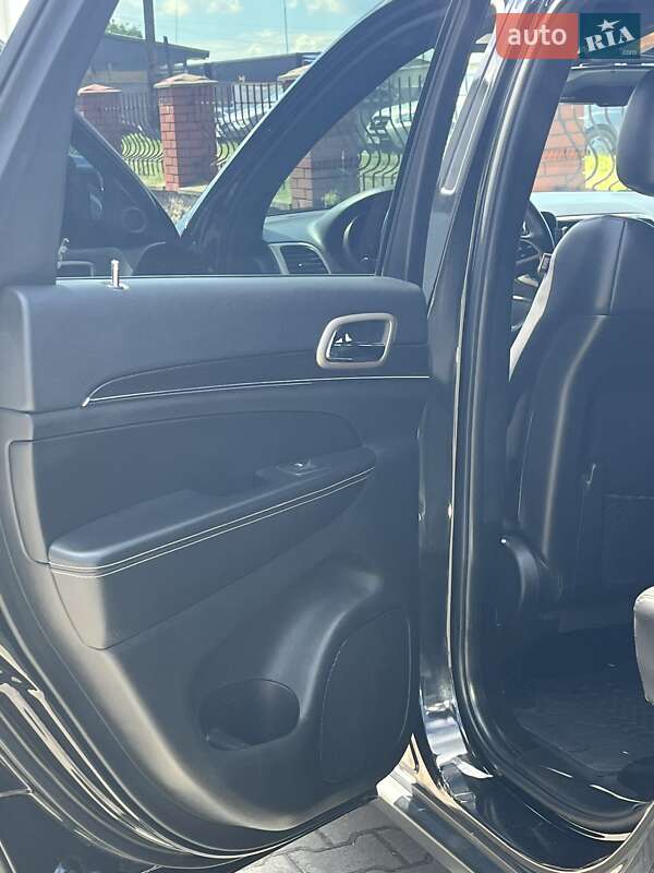 Внедорожник / Кроссовер Jeep Grand Cherokee 2014 в Киеве фото 14 Внедорожник / Кроссовер Jeep Grand Cherokee 2014 в Киеве