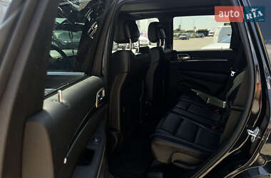 Позашляховик / Кросовер Jeep Grand Cherokee 2015 в 