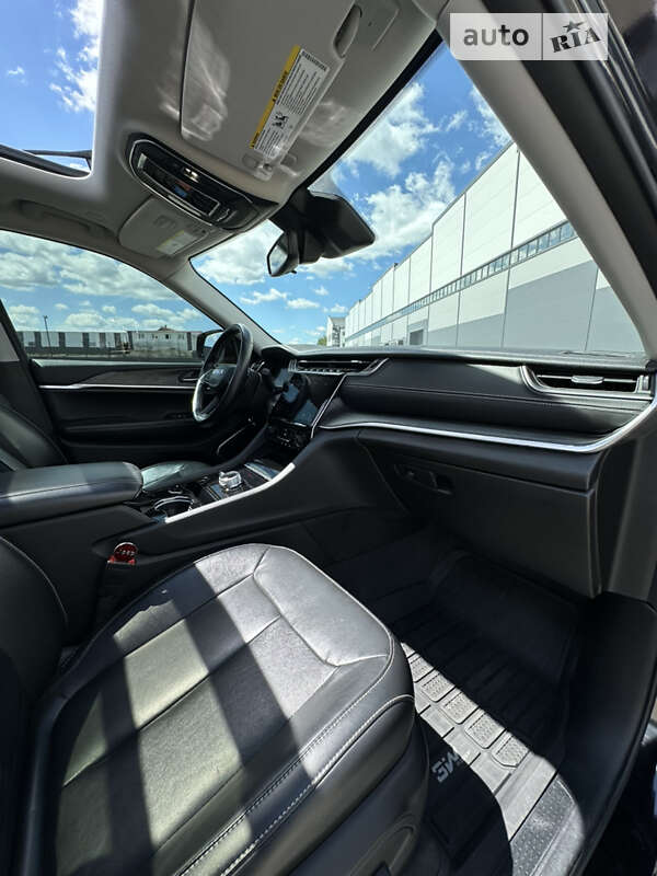 Внедорожник / Кроссовер Jeep Grand Cherokee 2021 в Ивано-Франковске