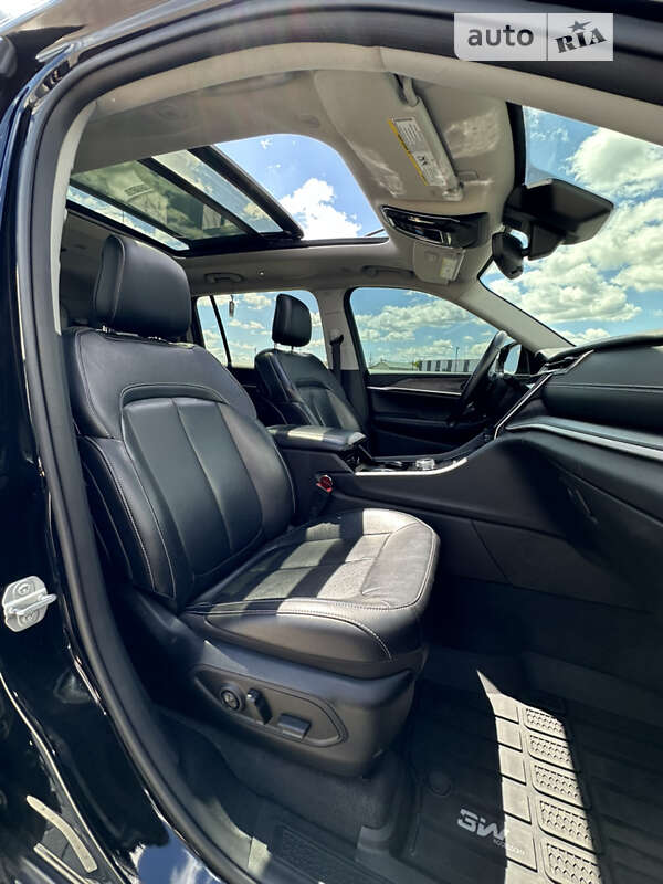 Внедорожник / Кроссовер Jeep Grand Cherokee 2021 в Ивано-Франковске