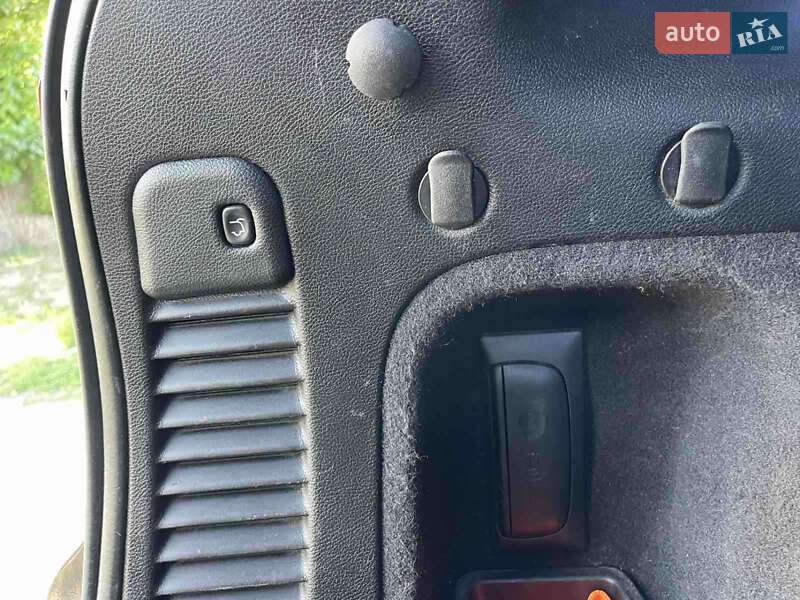 Внедорожник / Кроссовер Jeep Grand Cherokee 2012 в Яремче