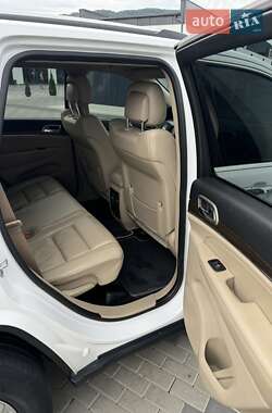Внедорожник / Кроссовер Jeep Grand Cherokee 2015 в Хусте