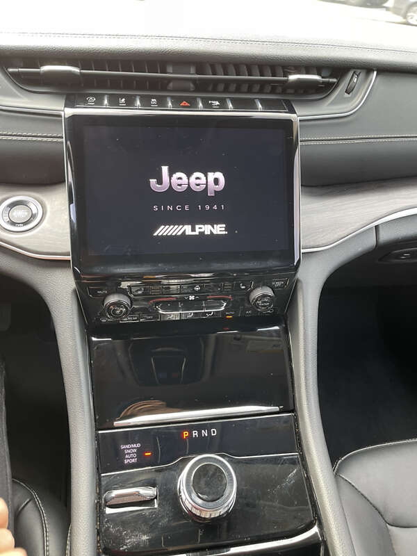 Позашляховик / Кросовер Jeep Grand Cherokee 2021 в Києві