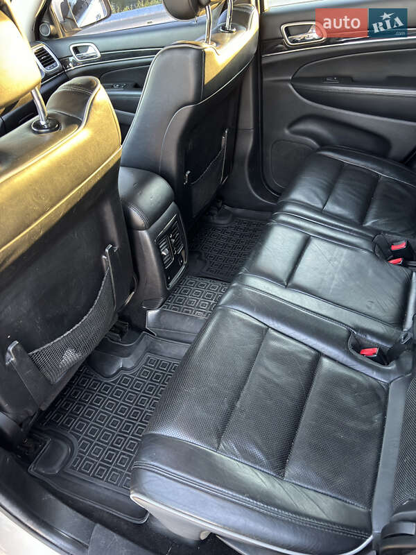 Внедорожник / Кроссовер Jeep Grand Cherokee 2012 в Волочиске