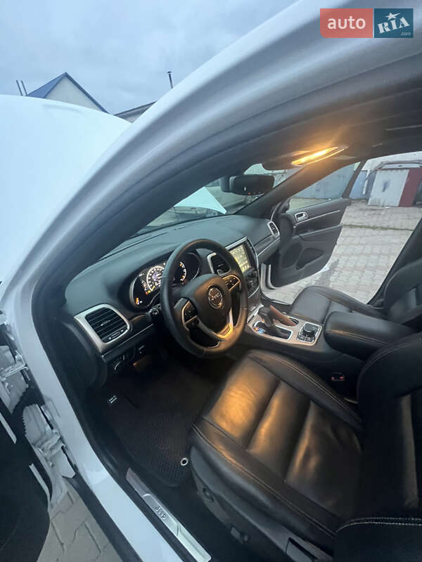 Внедорожник / Кроссовер Jeep Grand Cherokee 2017 в Одессе