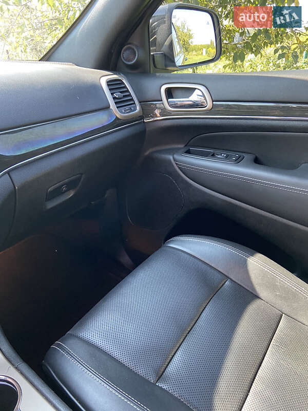 Позашляховик / Кросовер Jeep Grand Cherokee 2014 в Луцьку