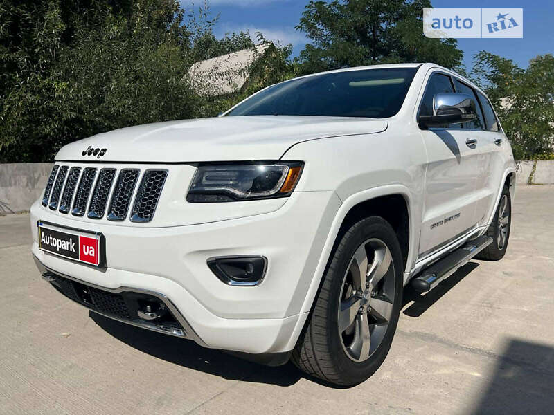 Позашляховик / Кросовер Jeep Grand Cherokee 2016 в Києві