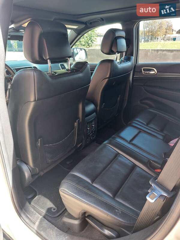 Внедорожник / Кроссовер Jeep Grand Cherokee 2014 в Гайсине