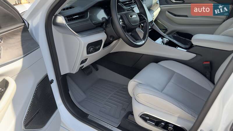 Внедорожник / Кроссовер Jeep Grand Cherokee 2021 в Киеве фото 67 Внедорожник / Кроссовер Jeep Grand Cherokee 2021 в Киеве