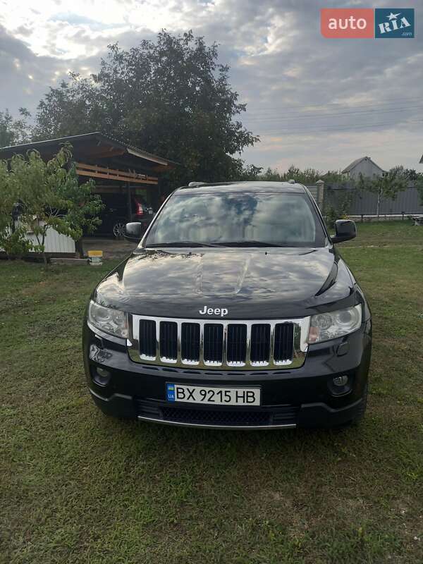 Внедорожник / Кроссовер Jeep Grand Cherokee 2012 в Каменец-Подольском