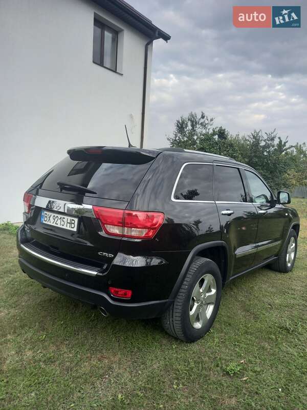 Внедорожник / Кроссовер Jeep Grand Cherokee 2012 в Каменец-Подольском