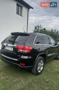 Внедорожник / Кроссовер Jeep Grand Cherokee 2012 в 