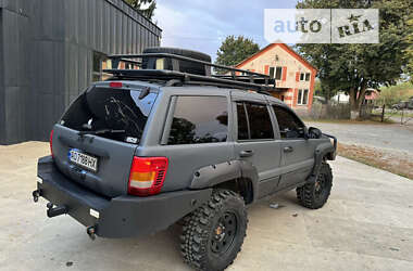 Внедорожник / Кроссовер Jeep Grand Cherokee 2002 в Тересве