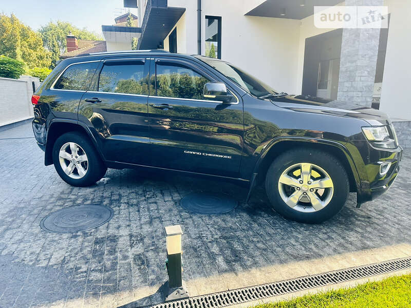 Внедорожник / Кроссовер Jeep Grand Cherokee 2014 в Киеве