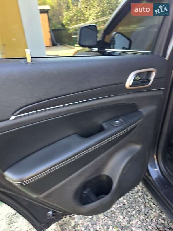 Позашляховик / Кросовер Jeep Grand Cherokee 2015 в Луцьку