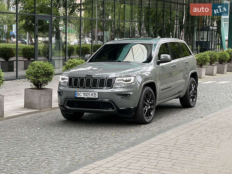 Внедорожник / Кроссовер Jeep Grand Cherokee 2021 в Львове