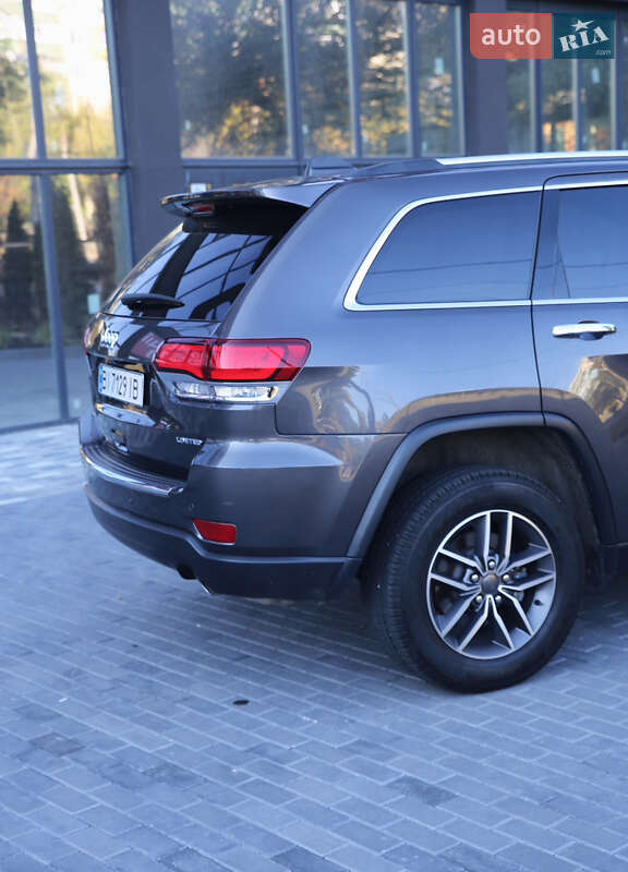 Внедорожник / Кроссовер Jeep Grand Cherokee 2020 в Полтаве