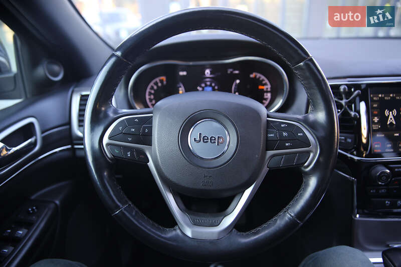 Внедорожник / Кроссовер Jeep Grand Cherokee 2020 в Полтаве