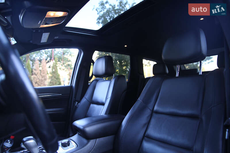 Внедорожник / Кроссовер Jeep Grand Cherokee 2020 в Полтаве