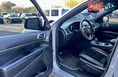 Позашляховик / Кросовер Jeep Grand Cherokee 2017 в Києві