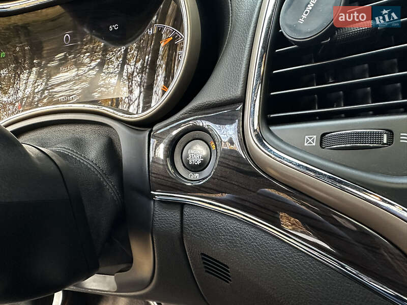 Внедорожник / Кроссовер Jeep Grand Cherokee 2017 в Ивано-Франковске фото 3 Внедорожник / Кроссовер Jeep Grand Cherokee 2017 в Ивано-Франковске