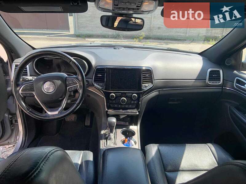 Внедорожник / Кроссовер Jeep Grand Cherokee 2019 в Киеве