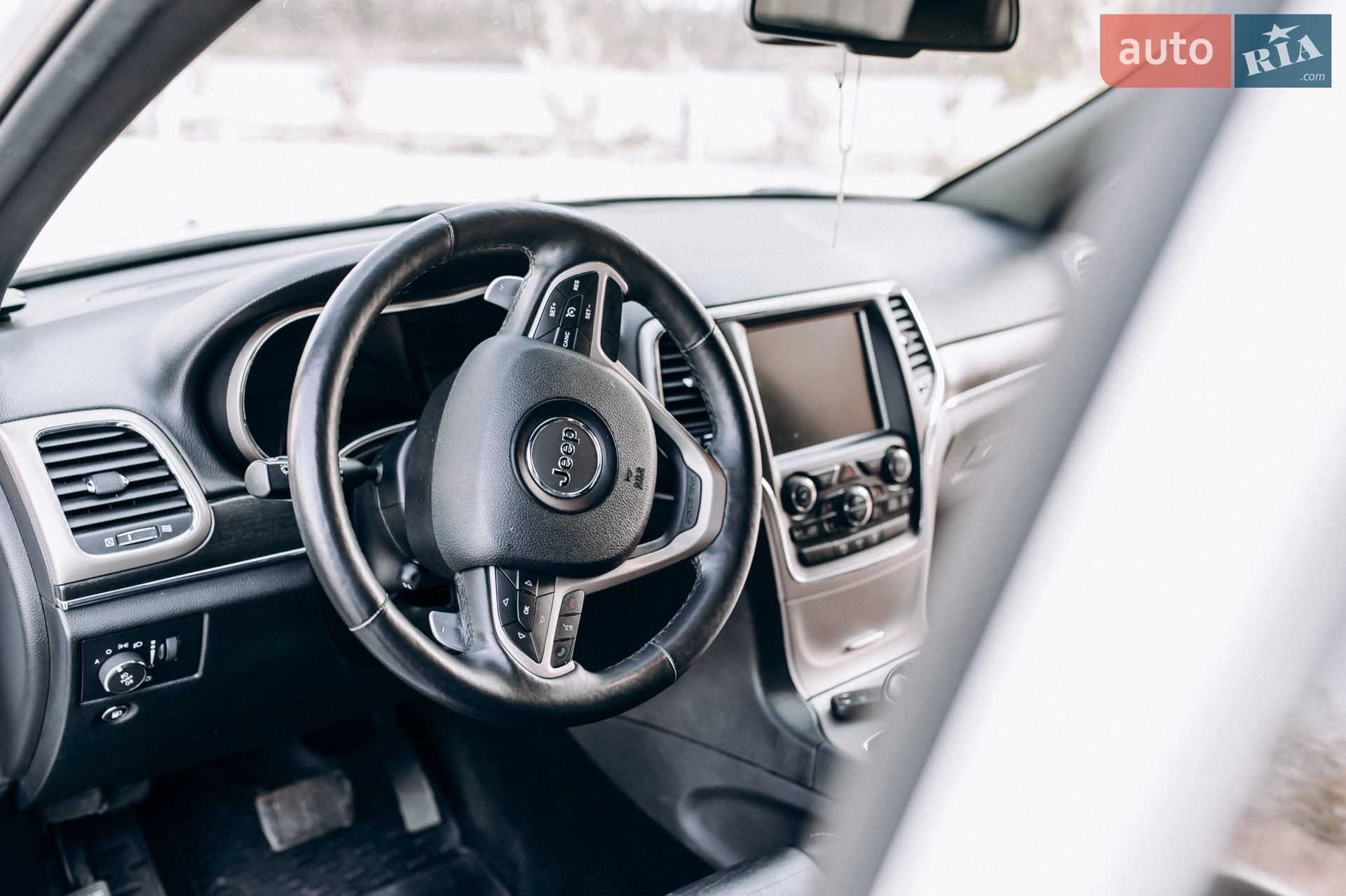 2014 Jeep Grand Cherokee - мініатюра 10