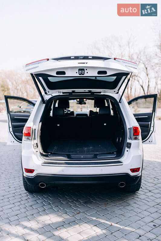 Внедорожник / Кроссовер Jeep Grand Cherokee 2014 в Тернополе фото 12 Внедорожник / Кроссовер Jeep Grand Cherokee 2014 в Тернополе