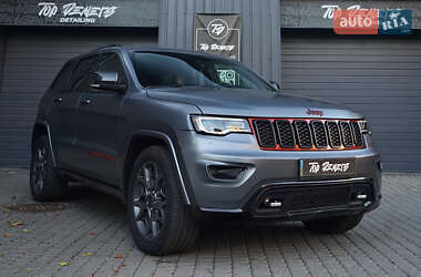 Внедорожник / Кроссовер Jeep Grand Cherokee 2017 в Львове