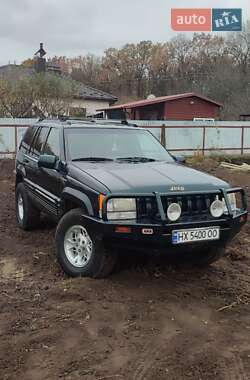 Внедорожник / Кроссовер Jeep Grand Cherokee 1995 в Хмельницком