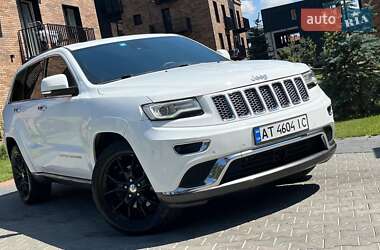 Внедорожник / Кроссовер Jeep Grand Cherokee 2013 в Надворной