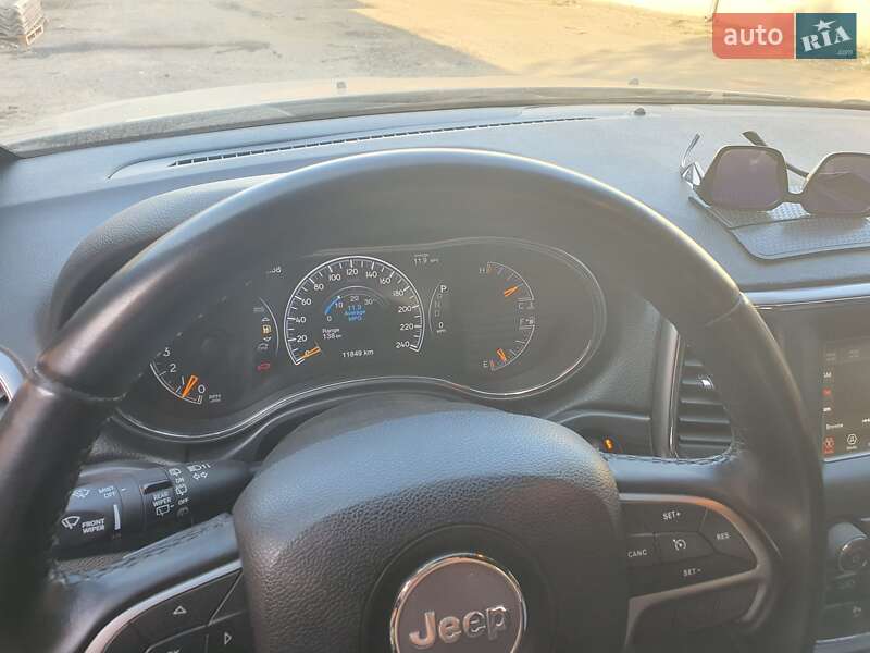 Внедорожник / Кроссовер Jeep Grand Cherokee 2020 в Одессе