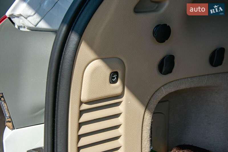 Внедорожник / Кроссовер Jeep Grand Cherokee 2014 в Киеве фото 3 Внедорожник / Кроссовер Jeep Grand Cherokee 2014 в Киеве