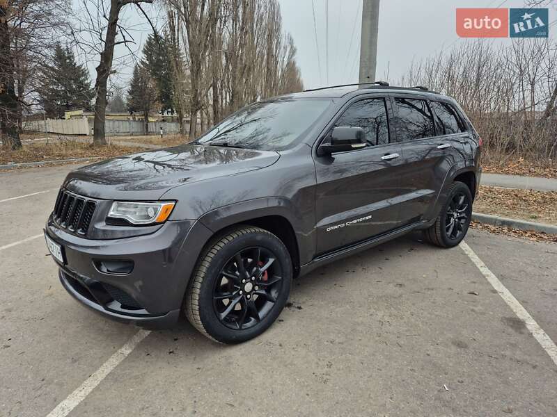 Внедорожник / Кроссовер Jeep Grand Cherokee 2016 в Полтаве