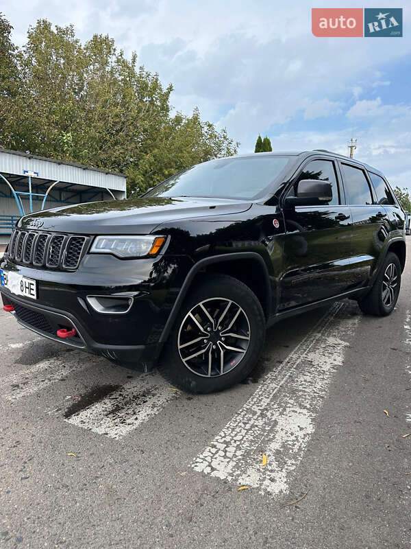 Позашляховик / Кросовер Jeep Grand Cherokee 2020 в Сарнах