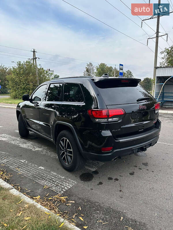 Позашляховик / Кросовер Jeep Grand Cherokee 2020 в Сарнах