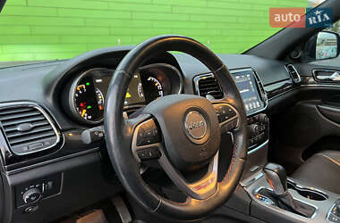 Внедорожник / Кроссовер Jeep Grand Cherokee 2020 в 