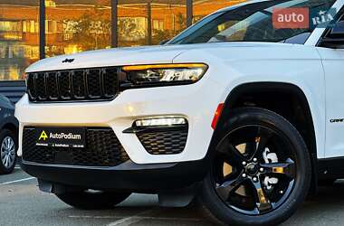 Внедорожник / Кроссовер Jeep Grand Cherokee 2022 в Киеве