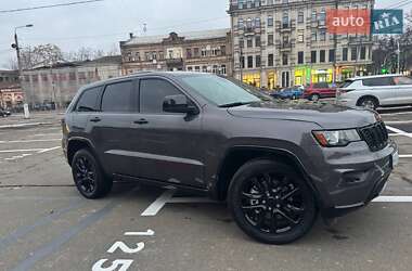 Внедорожник / Кроссовер Jeep Grand Cherokee 2021 в Киеве