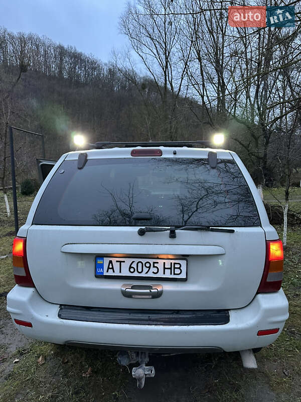 Позашляховик / Кросовер Jeep Grand Cherokee 2001 в Івано-Франківську