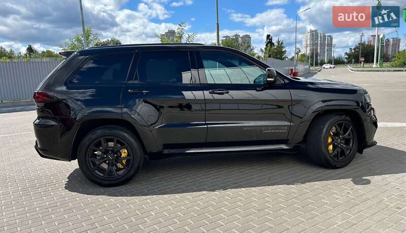 Позашляховик / Кросовер Jeep Grand Cherokee 2020 в Києві
