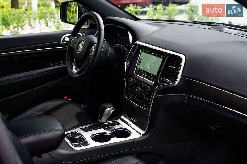 Внедорожник / Кроссовер Jeep Grand Cherokee 2018 в Киеве фото 7 Внедорожник / Кроссовер Jeep Grand Cherokee 2018 в Киеве