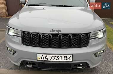 Позашляховик / Кросовер Jeep Grand Cherokee 2017 в Києві