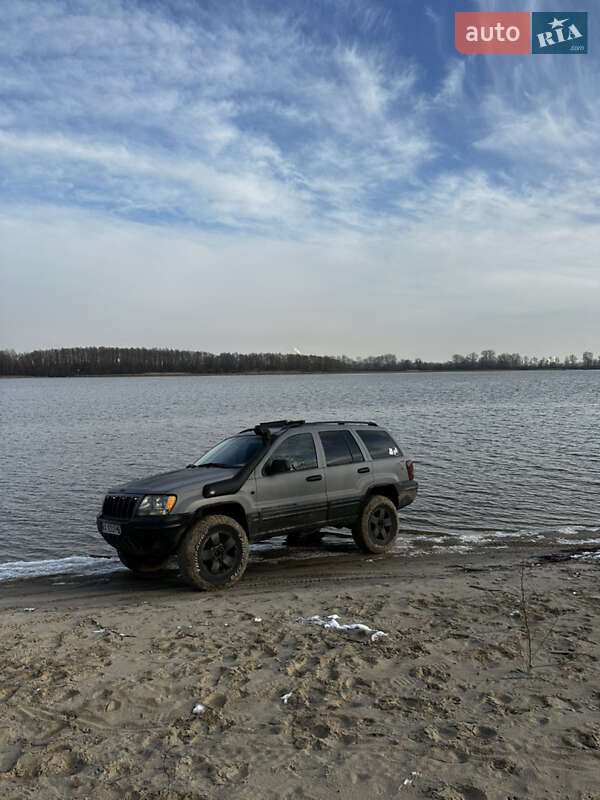 Внедорожник / Кроссовер Jeep Grand Cherokee 2000 в Киеве