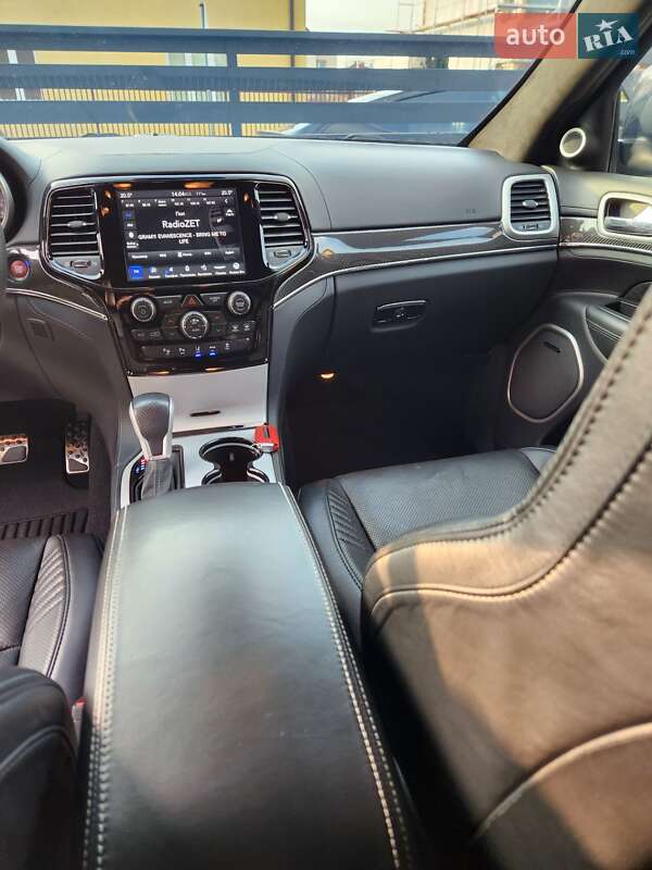Позашляховик / Кросовер Jeep Grand Cherokee 2020 в Києві